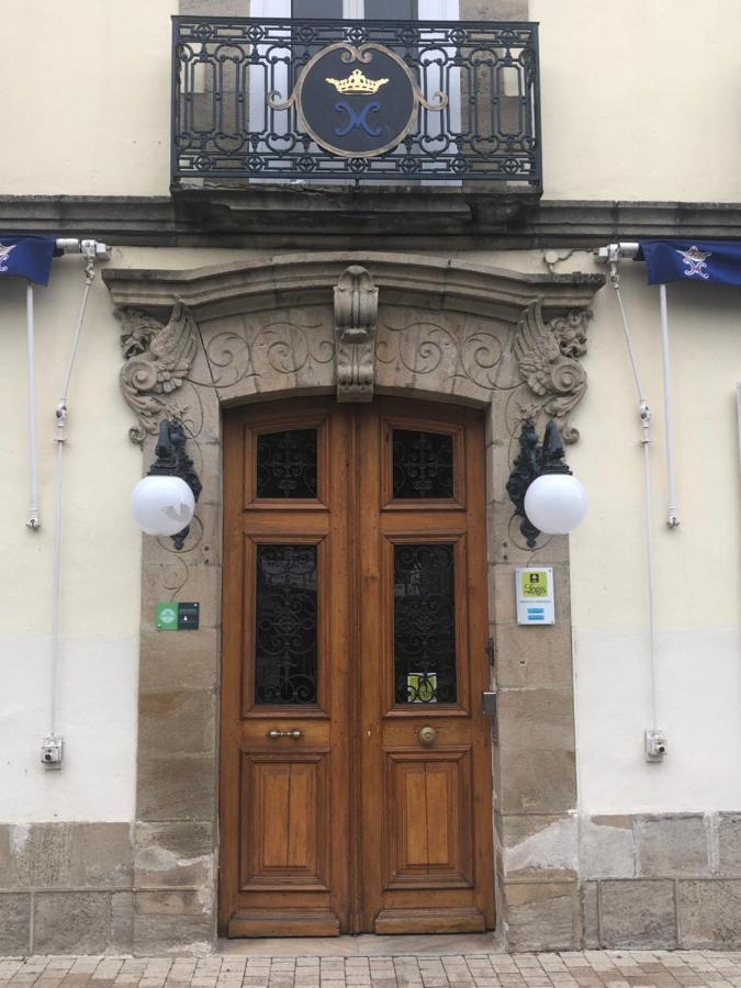 Hotel Montespan Bourbon-lʼArchambault Extérieur photo
